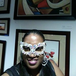 Meet your Posher, Lynette